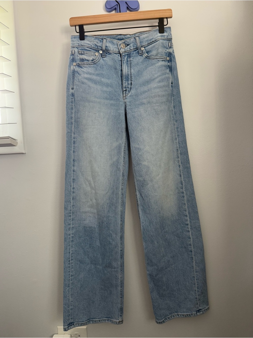 AYR 25 The Secret Sauce Jeans Hero Baby Light Wash Straight Mid Rise